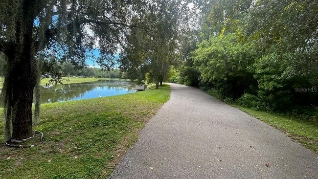 Building Photo - 8639 Via Trieste Dr