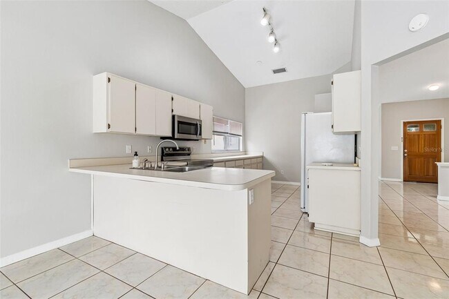 Building Photo - 10105 Sea spray Pl