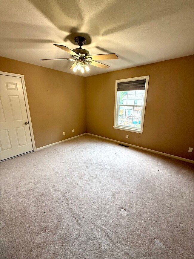 Building Photo - Single Family Home off Chapel Hill