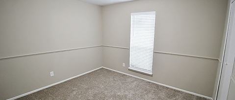 Building Photo - 2812 Lemmontree Ln