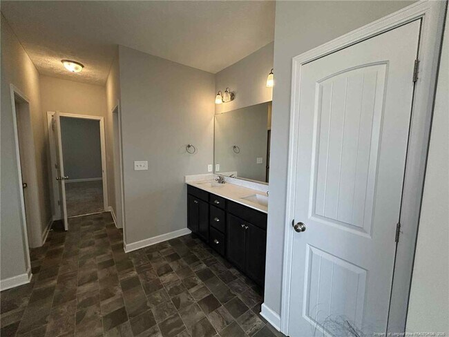 Building Photo - 2406 Bankswood Ct