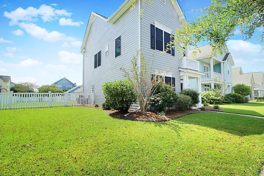 Building Photo - 111 Amaranth Ave