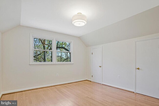 Building Photo - 9685 Howes Rd