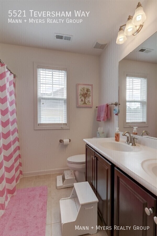 Building Photo - 5521 Teversham Way