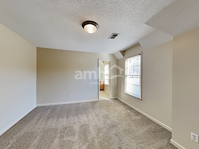 Building Photo - 7450 Shadow Run Lane