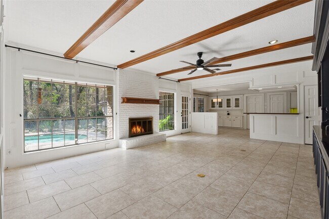 Building Photo - 3718 Wildwood Ridge Dr