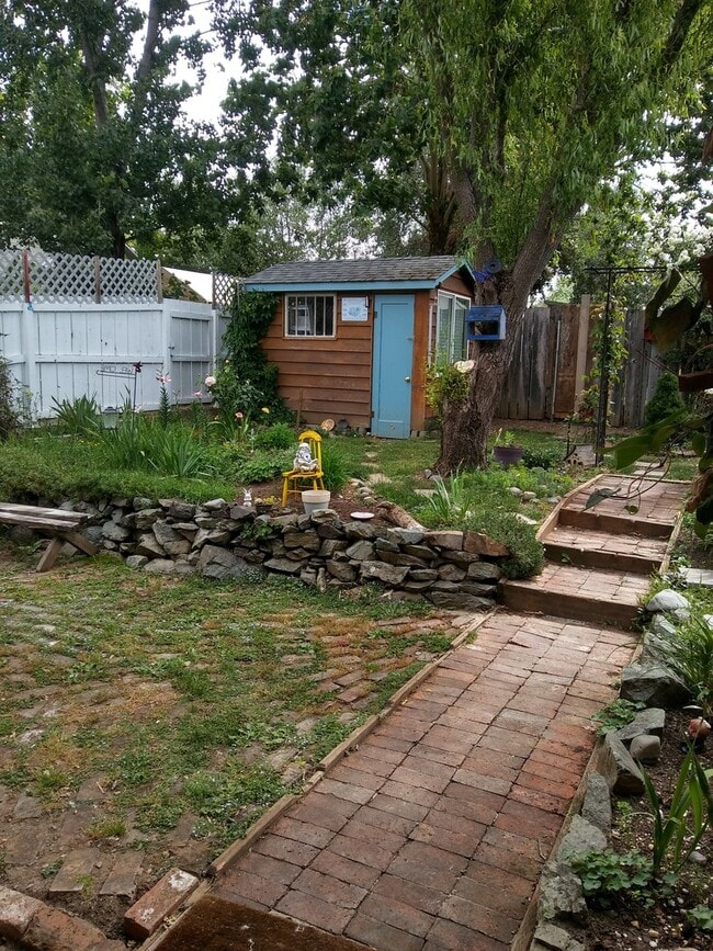 Building Photo - Cute 1 bedroom 1 bath home.