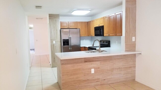 Building Photo - 20554 SW 93rd Ave