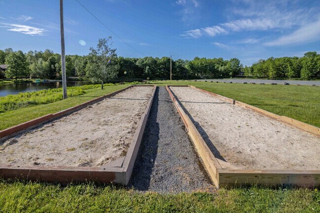 Building Photo - 3145 Ogontz Dr