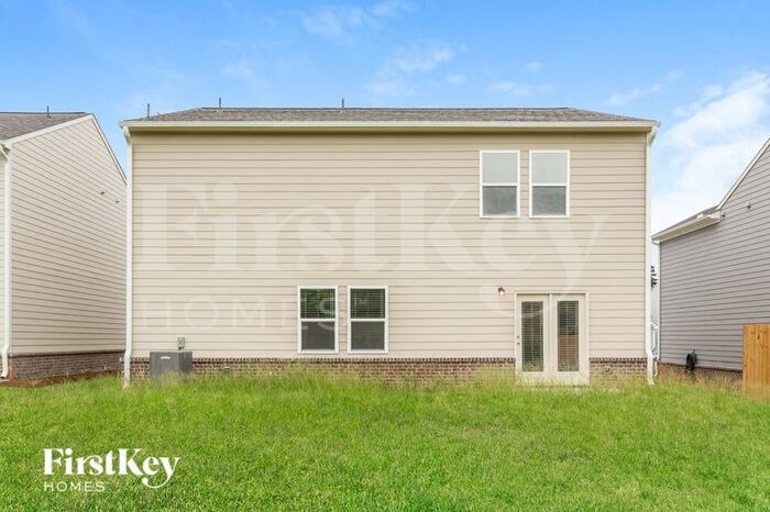 Building Photo - 135 Knightsbridge Ln