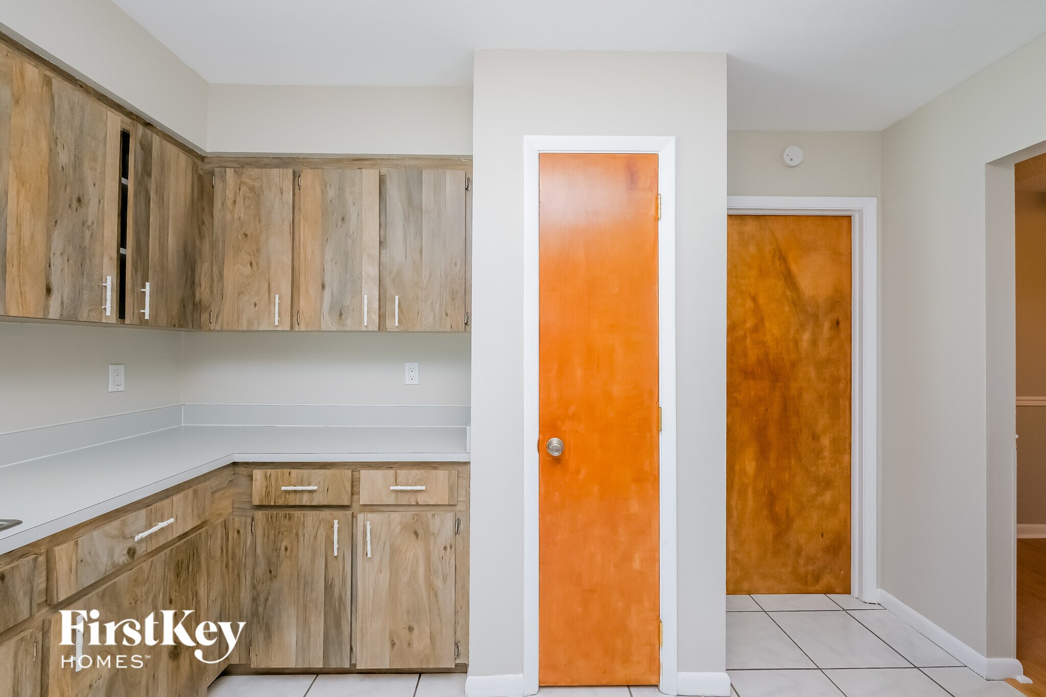 Building Photo - 2416 Timbercreek Loop W