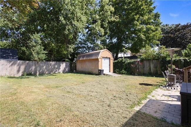 Building Photo - 4610 Newport Ave