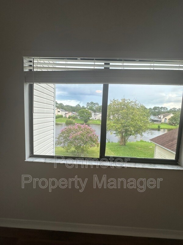 Building Photo - 2867 Lantana Lakes Dr W