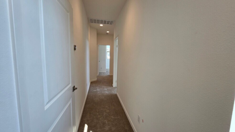 Building Photo - 4370 S Alegre Privado