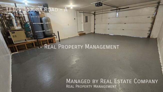 Building Photo - 14154 Jojoba Dr