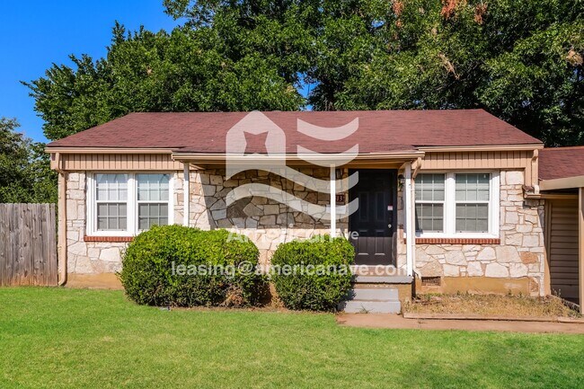 Building Photo - 2313 Mickey Rd
