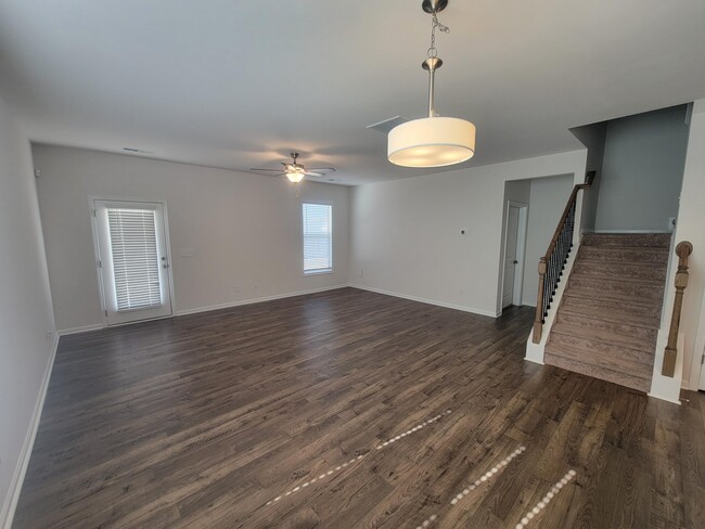 Building Photo - 166 Luxborough Ct