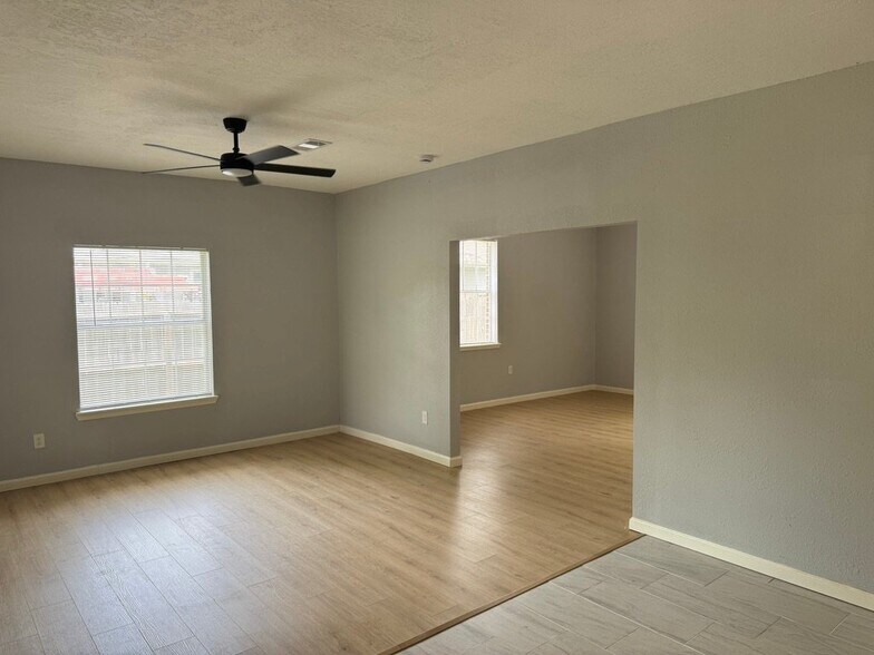 Building Photo - 7210 Wileyvale Rd