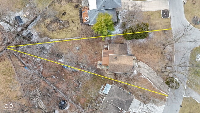 Building Photo - 1005 Chevy Chase Ln