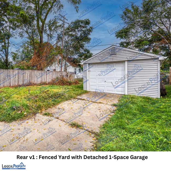 Building Photo - 3/1 Ranch Hrdwd Flrs, Fridge & Stove, Wshr...