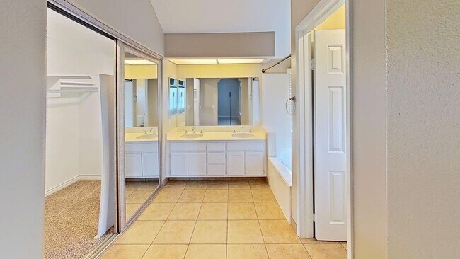 Building Photo - 13156 Gold Rush Dr