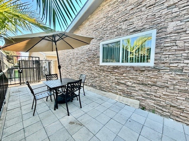 Building Photo - 17381 Jacquelyn Ln