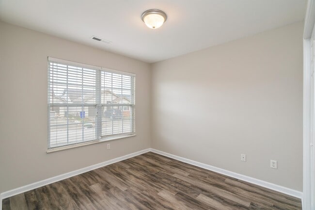 Building Photo - 10552 Missoula Way