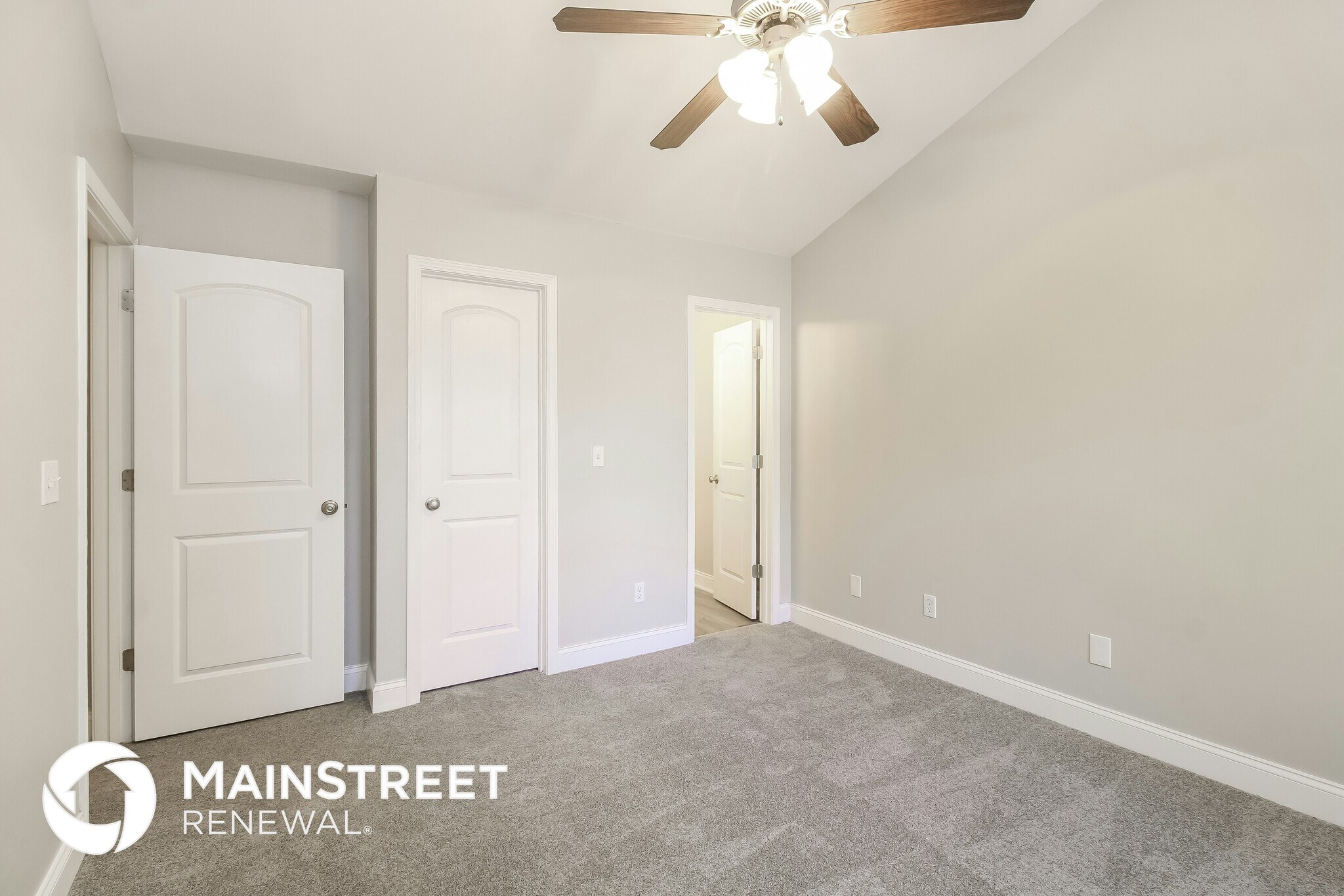 Building Photo - 2831 Camborne St