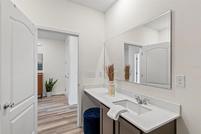Building Photo - 85 Las Casitas Blvd