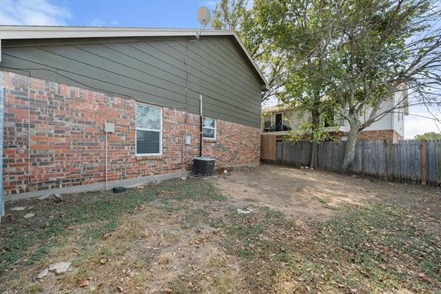 Building Photo - 311 Kings Way Dr