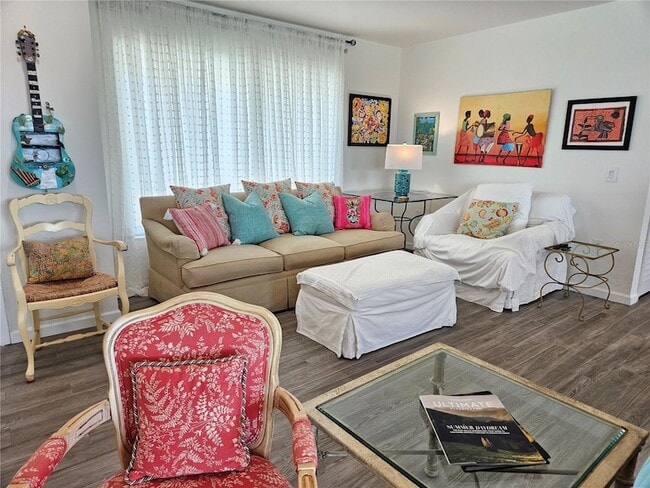 Building Photo - 2353 Bal Harbour Dr
