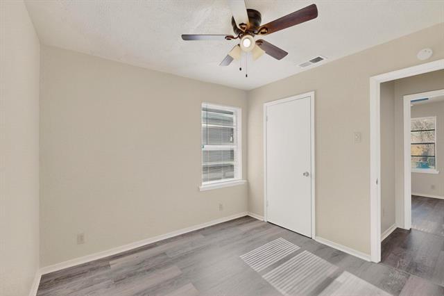 Building Photo - 310 Palm Oak Dr