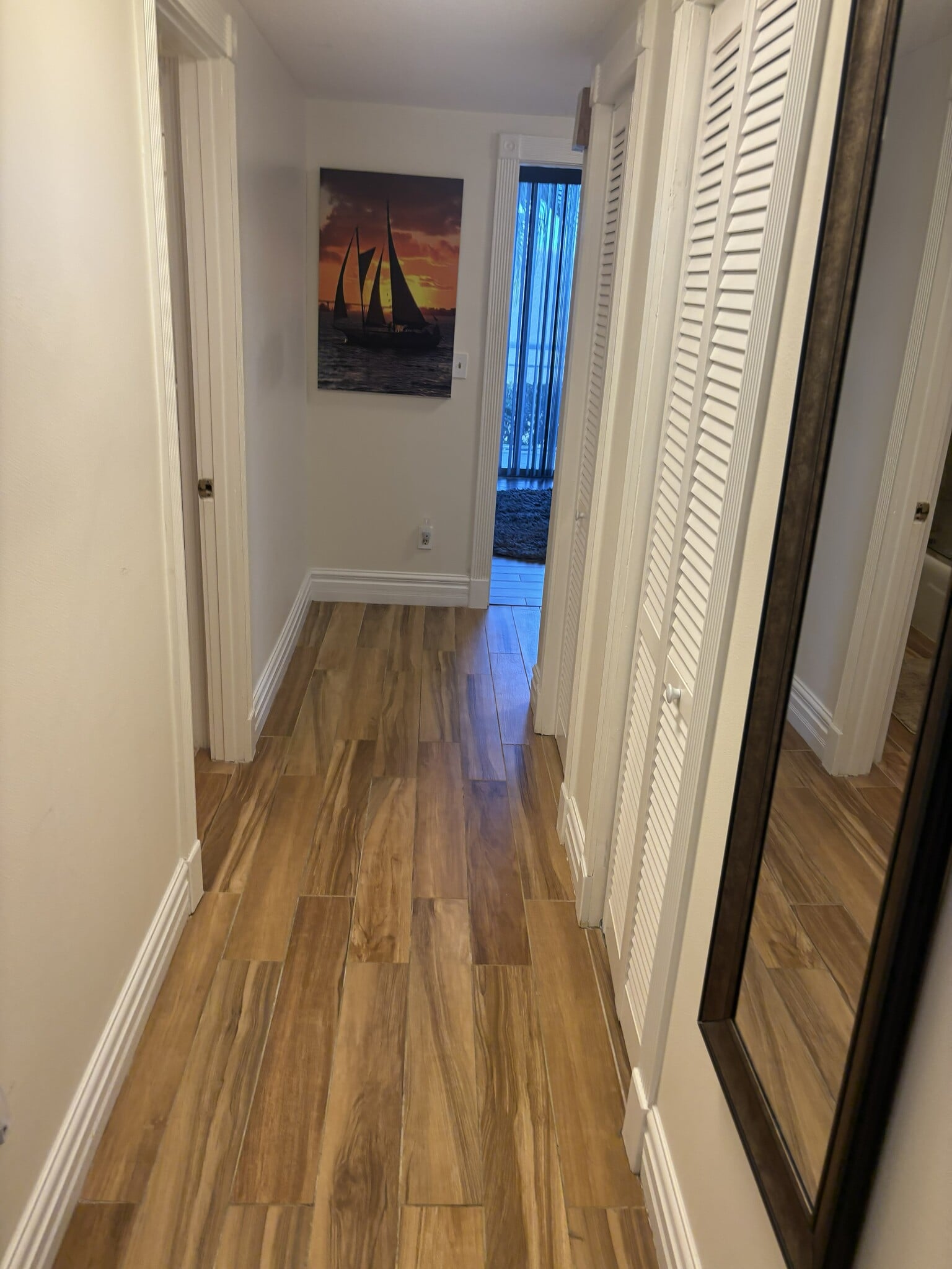 hallway - 100 Pierce St