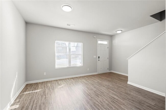 Building Photo - 3138 Cedar Crest Way