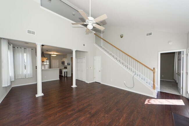 Building Photo - 3 Bedroom 3 Bath Single Family Home in Bridges of Summerville - Summerville