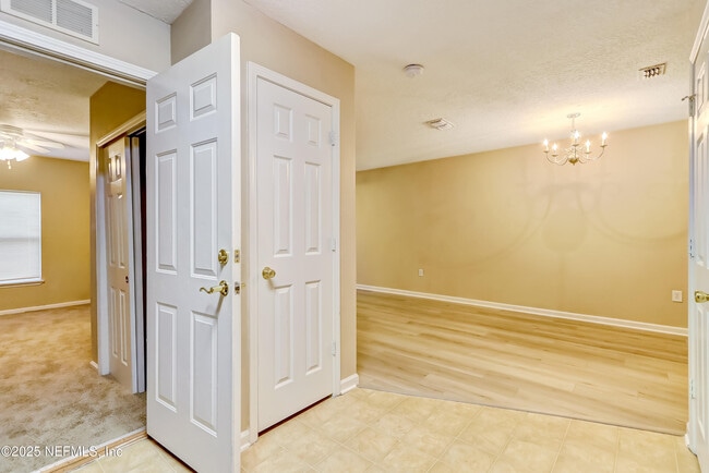 Building Photo - 8448 Kona Ave