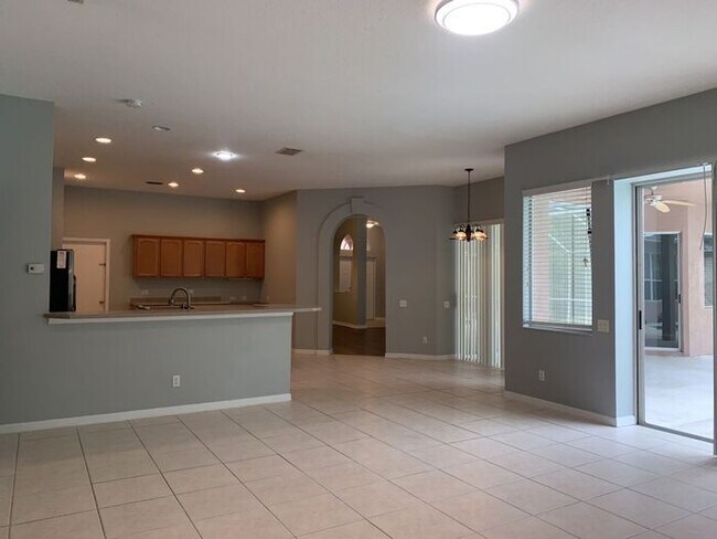 Building Photo - WEST MEADOWS - NEW TAMPA