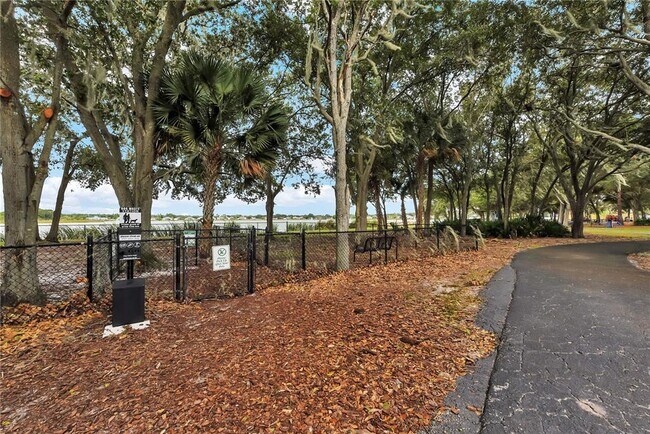 Building Photo - 6650 Thackston Dr