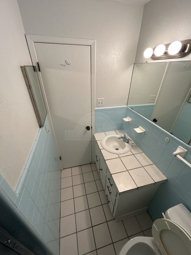 Building Photo - 3202 Brookbend Dr