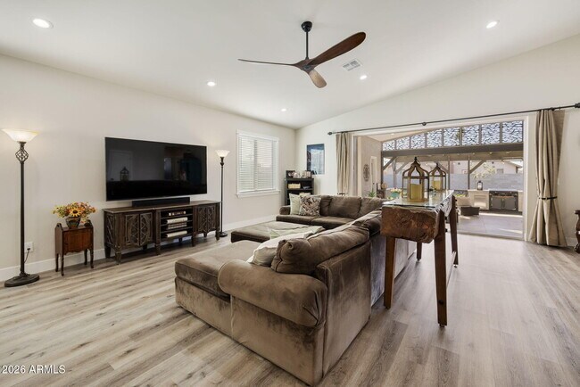 Building Photo - 3912 S Kyrene Rd