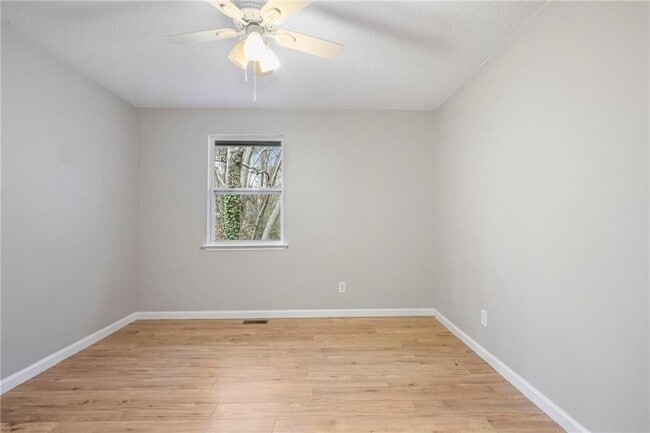 Building Photo - 1350 Overlook Cove SE