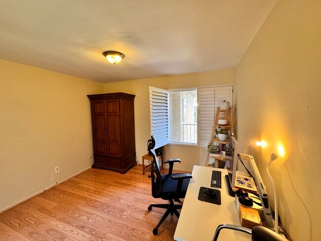 Second bedroom - 2910 S Peck Ave