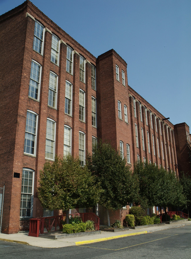 Primary Photo - Cooke Mill Building