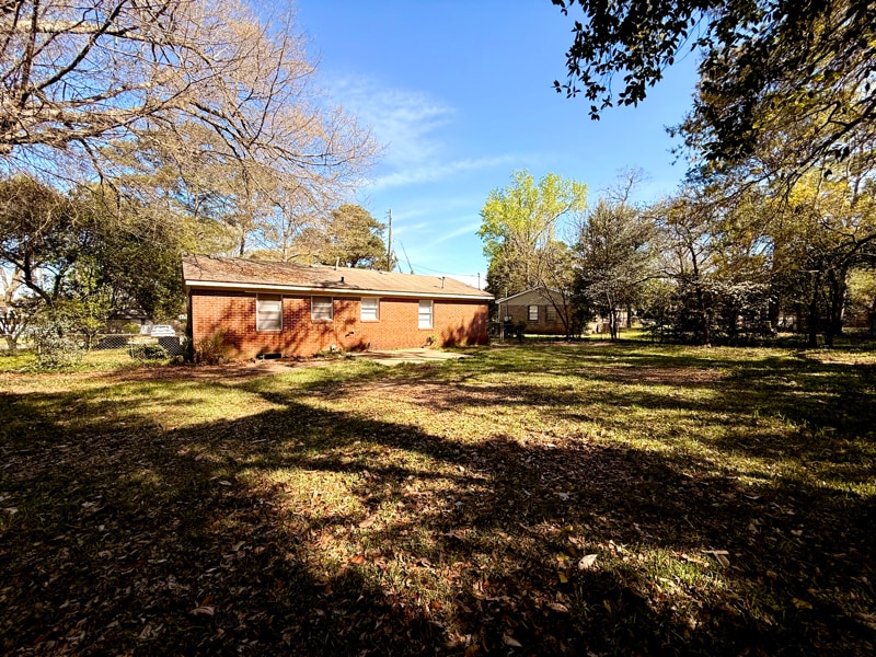 Building Photo - 319 Orchard Ln