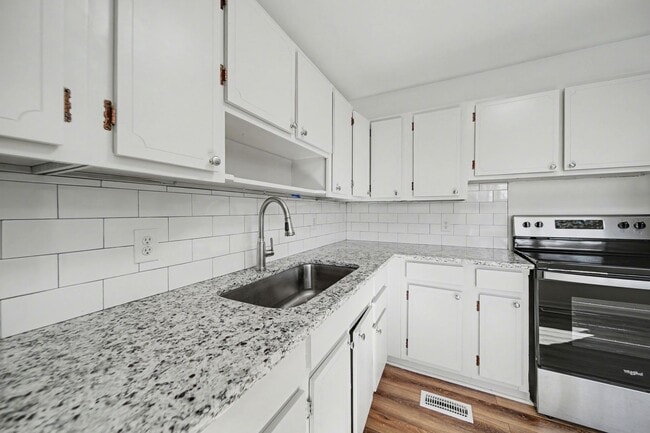 Building Photo - 2 Bedroom/2 Bath Home in Polkton