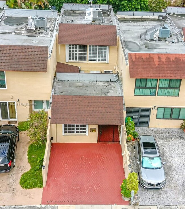 Building Photo - 8120 SW 103rd Ave