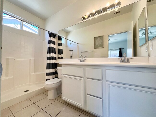 Building Photo - 1267 Palmas Ridge