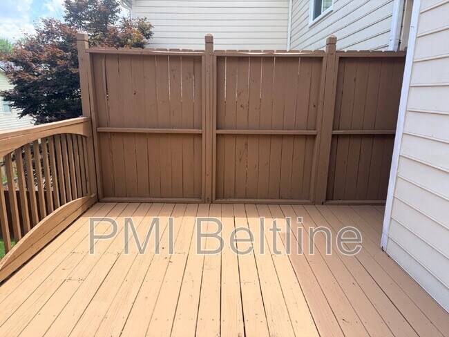Building Photo - 2663 Arbor Glen Pl