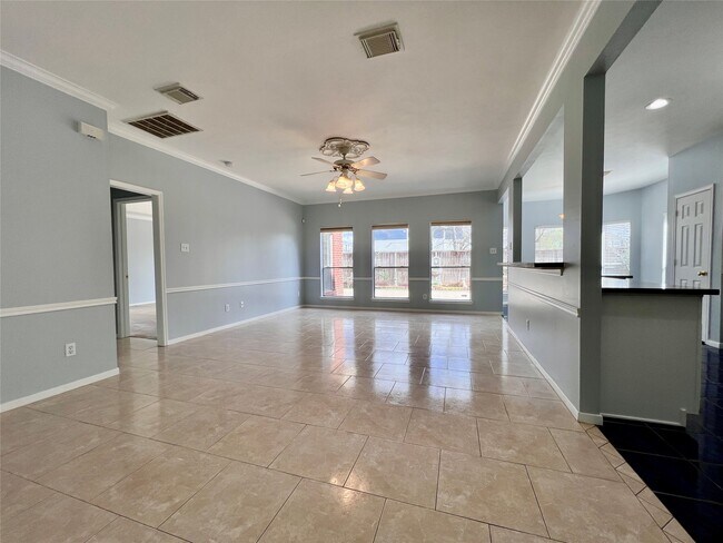 Building Photo - 3311 Whitebud Dr