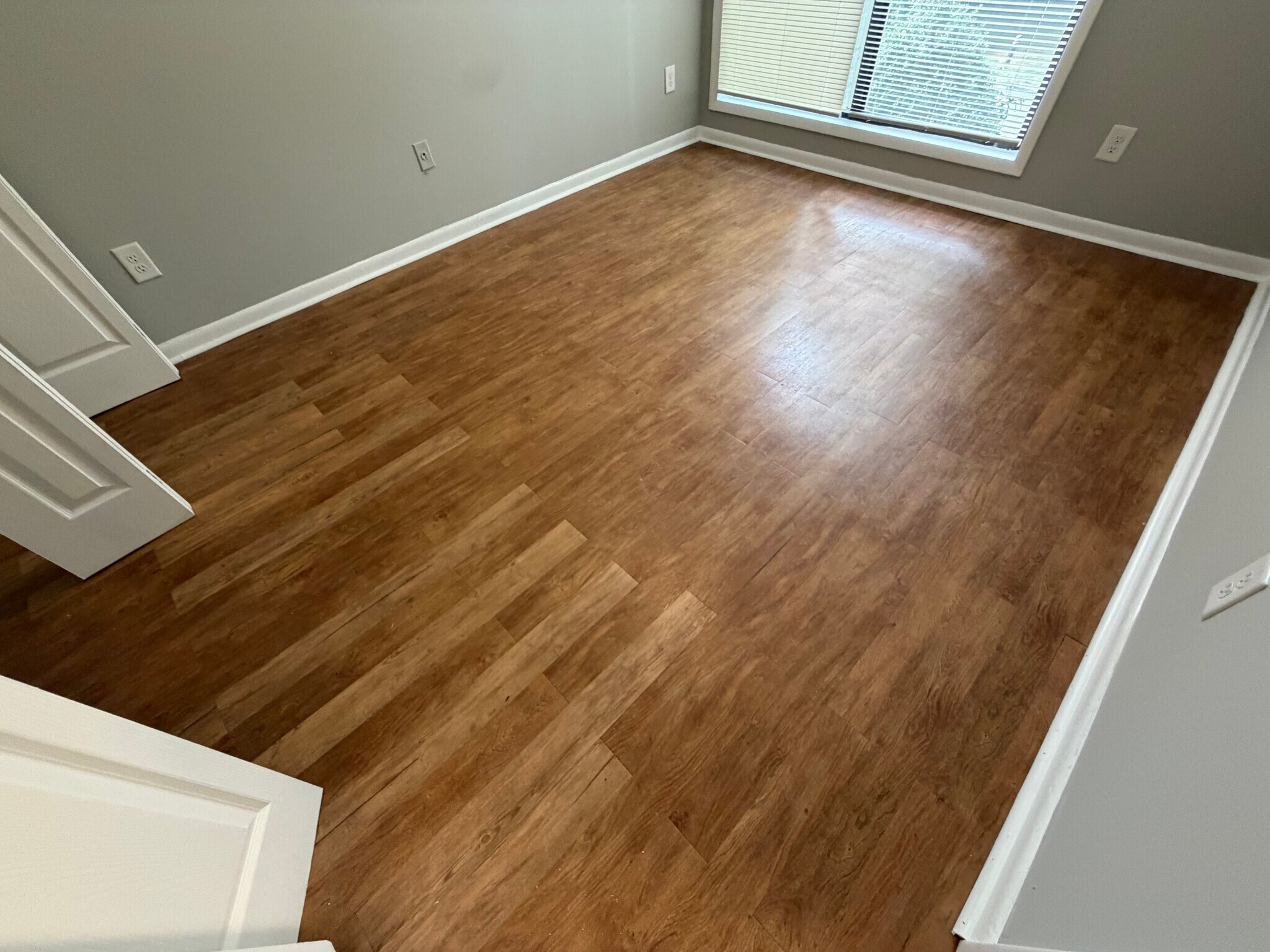 Building Photo - Room in Townhome on Governors Dr